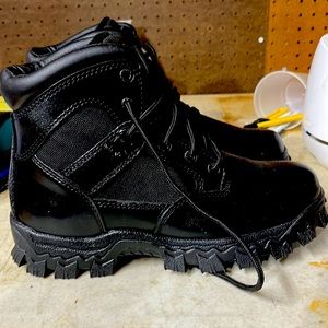 Brand New never worn woman’s size 8.5 wide work boots